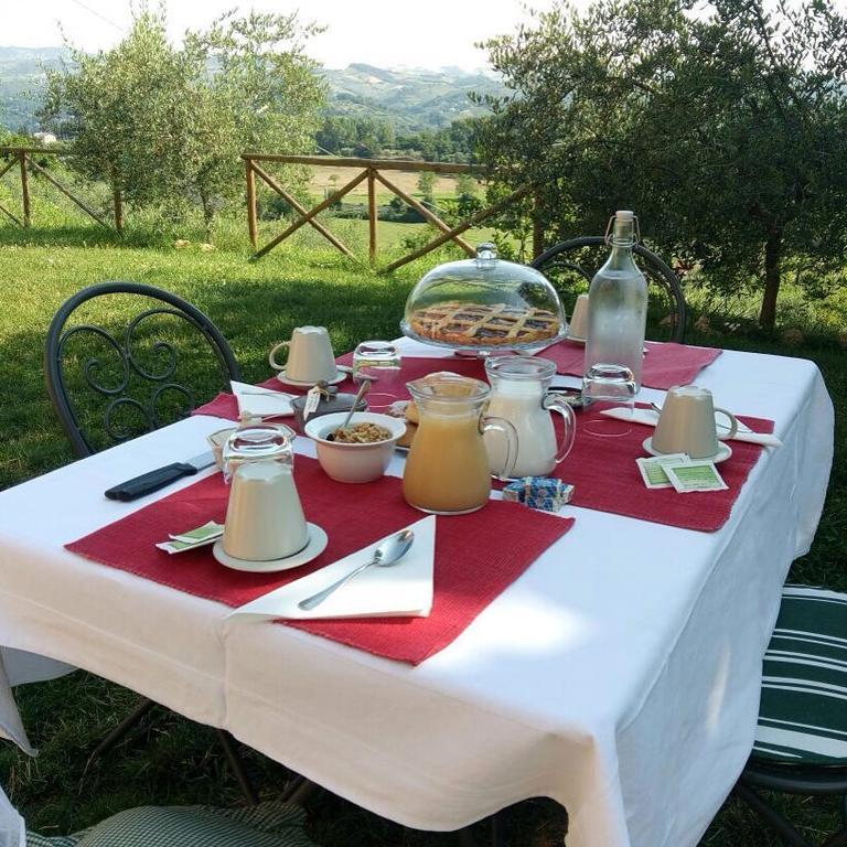 B&B L'Usignolo Асколи-Пичено Экстерьер фото